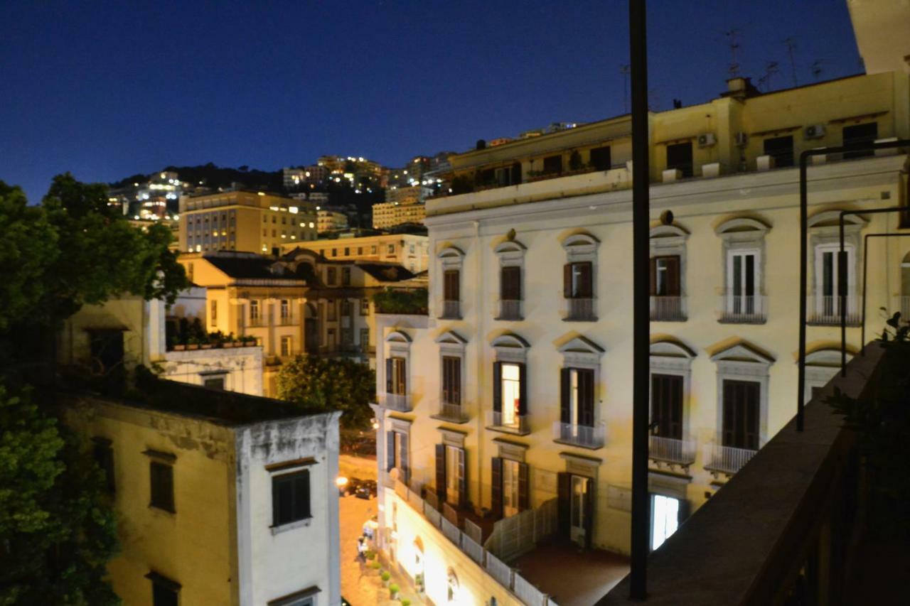 2 Camere Con Pianoforte Νάπολη Εξωτερικό φωτογραφία